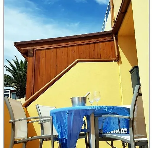 Lur De La Playa Apartment *